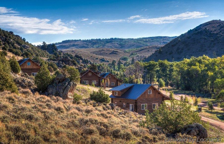 The Lodge & Spa At Brush Creek Ranch Saratoga Bagian luar foto